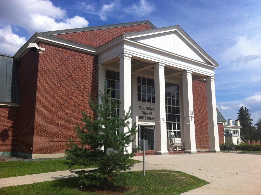 Unb Fredericton Accommodations ภายนอก รูปภาพ